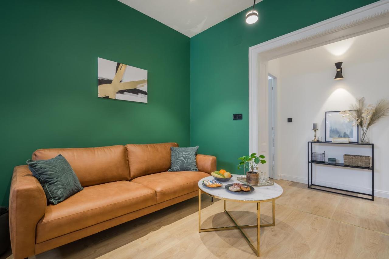 Tilia Luxury Apartment - 3 Bedrooms With Ac Budapeste Exterior foto